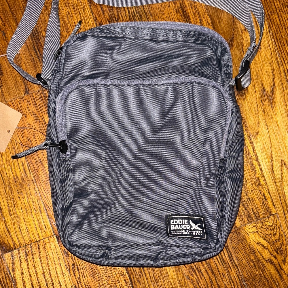 NWT Eddie Bauer Charcoal gray crossbody Bag men or women gender neutral JASPER - Picture 3 of 5